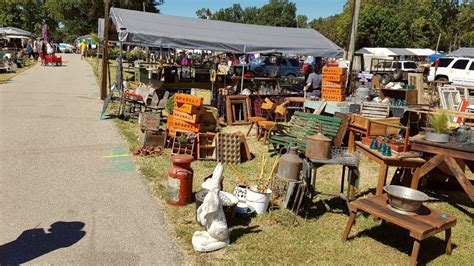 First monday canton - First Monday Trade Days in Canton, Texas is considered the largest flea market in the United States. It is the oldest, largest continually operating outdoor market in the USA, operates on hundreds of acres, and provides spaces for about 5,000 vendors. 